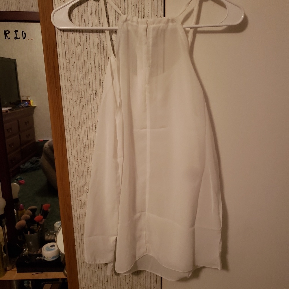 Top - Picture 2 of 2